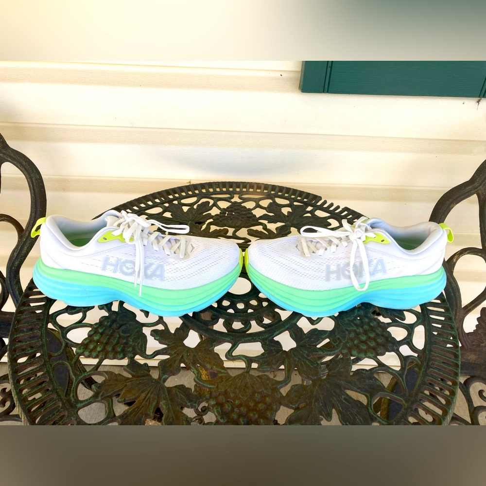 Hoka Bondi 8. Great condition!